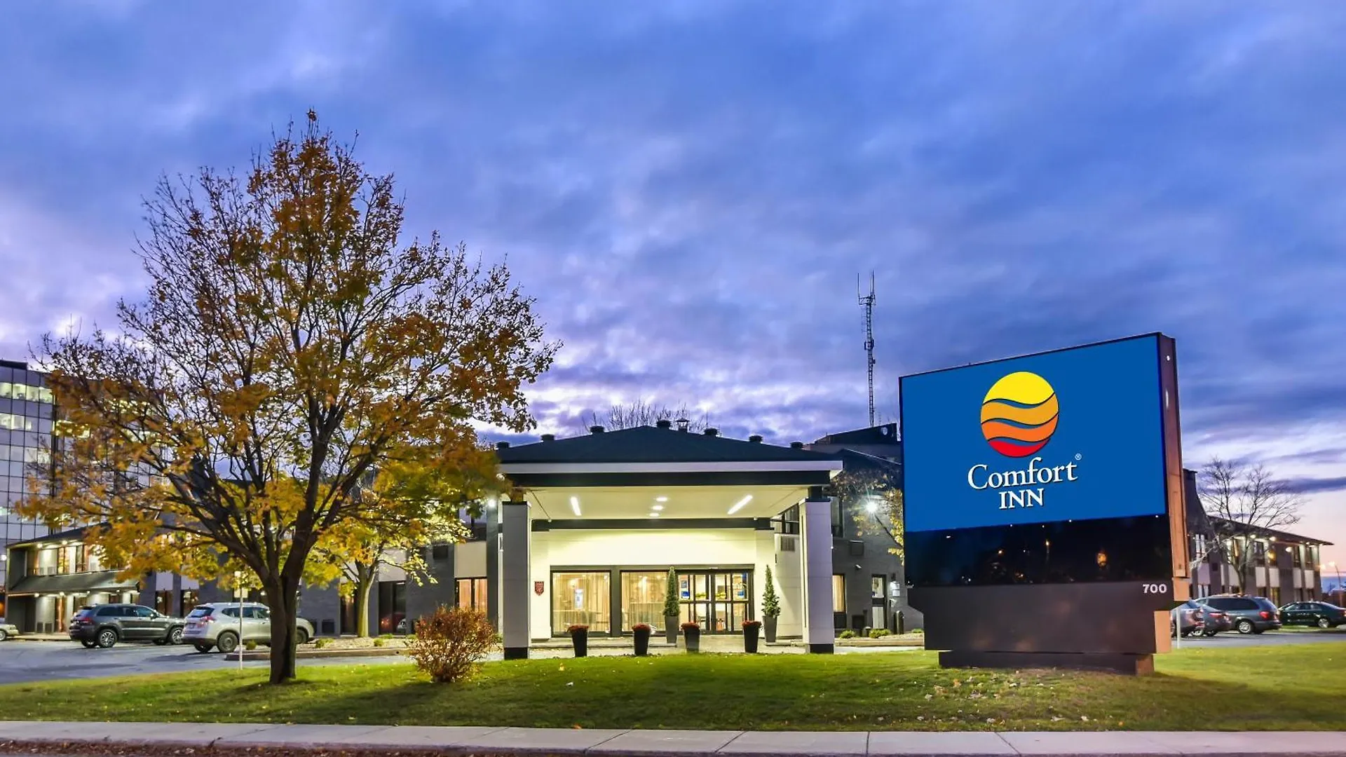 Comfort Inn Montreal Aeroport Pointe-Claire