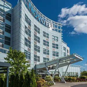 Novotel Montreal Aeroport Hotel